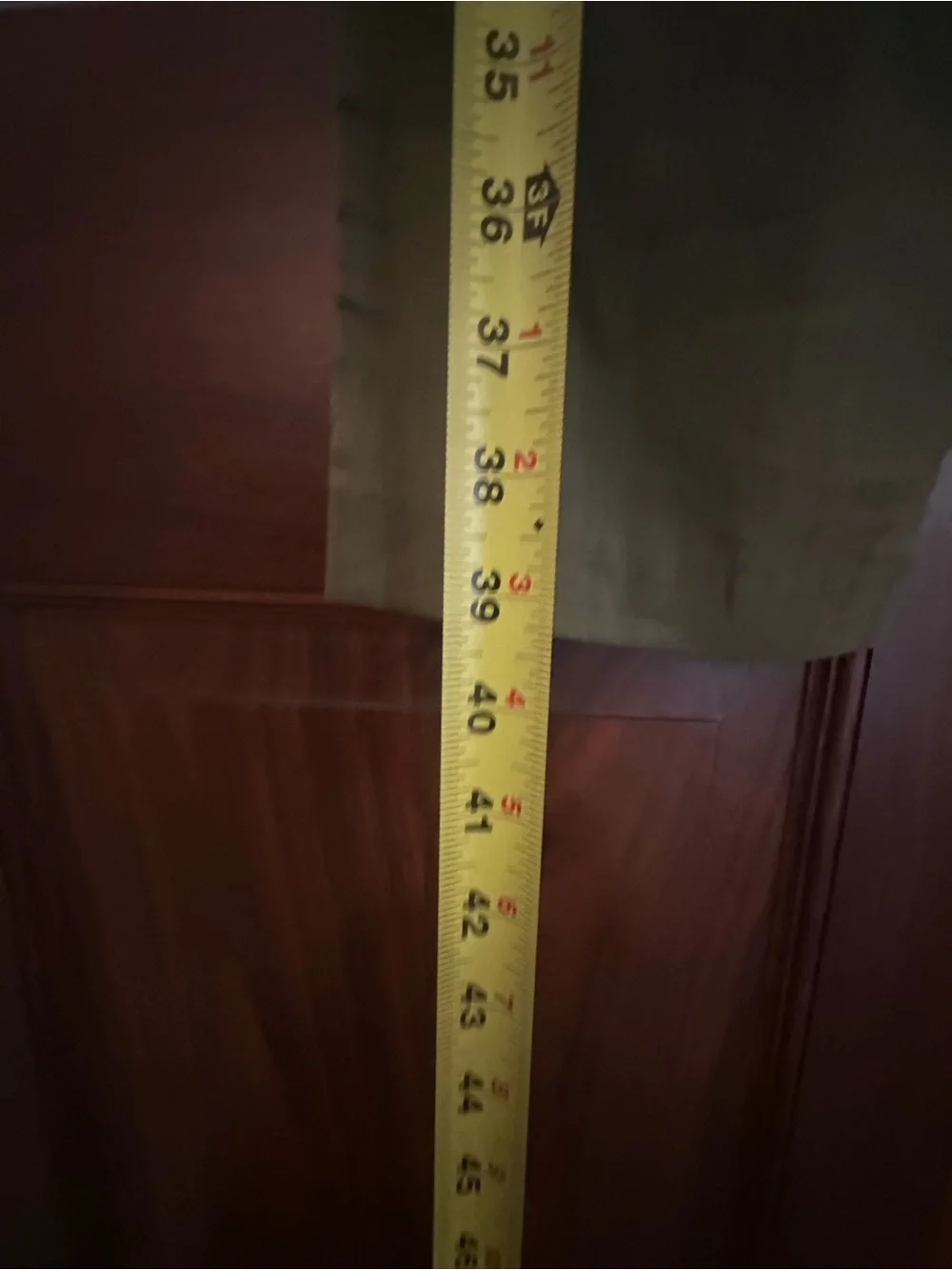 Banana Republic lightweight straight